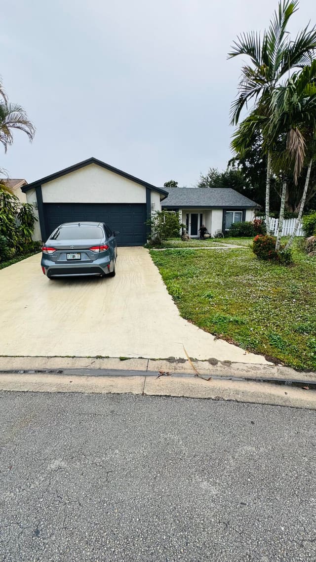 9570 Biscayne Park Court, sold in Rainberry Park, Boca Raton, FL