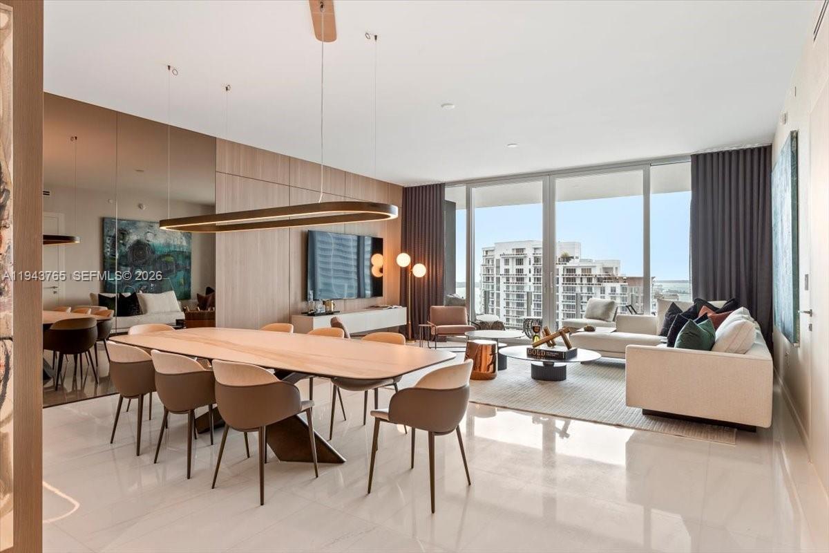 300 Biscayne Blvd Way 3403, Miami, FL 33131 photo 17