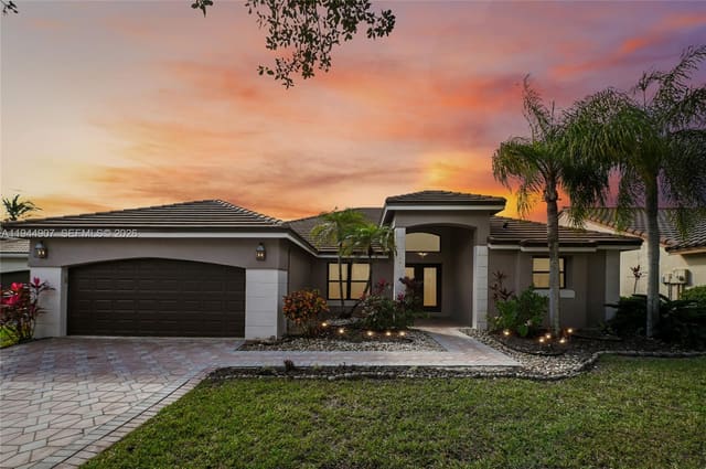 700 Verona Court, Weston, FL 33326