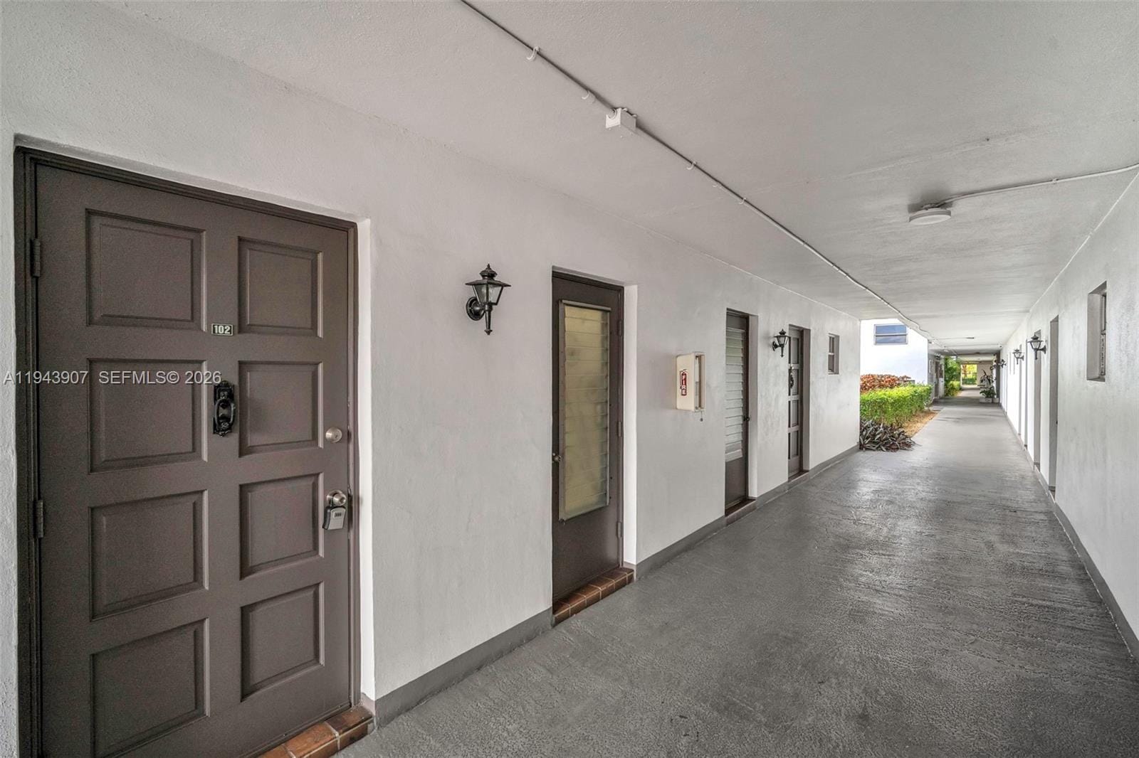1201 Hillcrest Court 102, Hollywood, FL 33021 photo 16