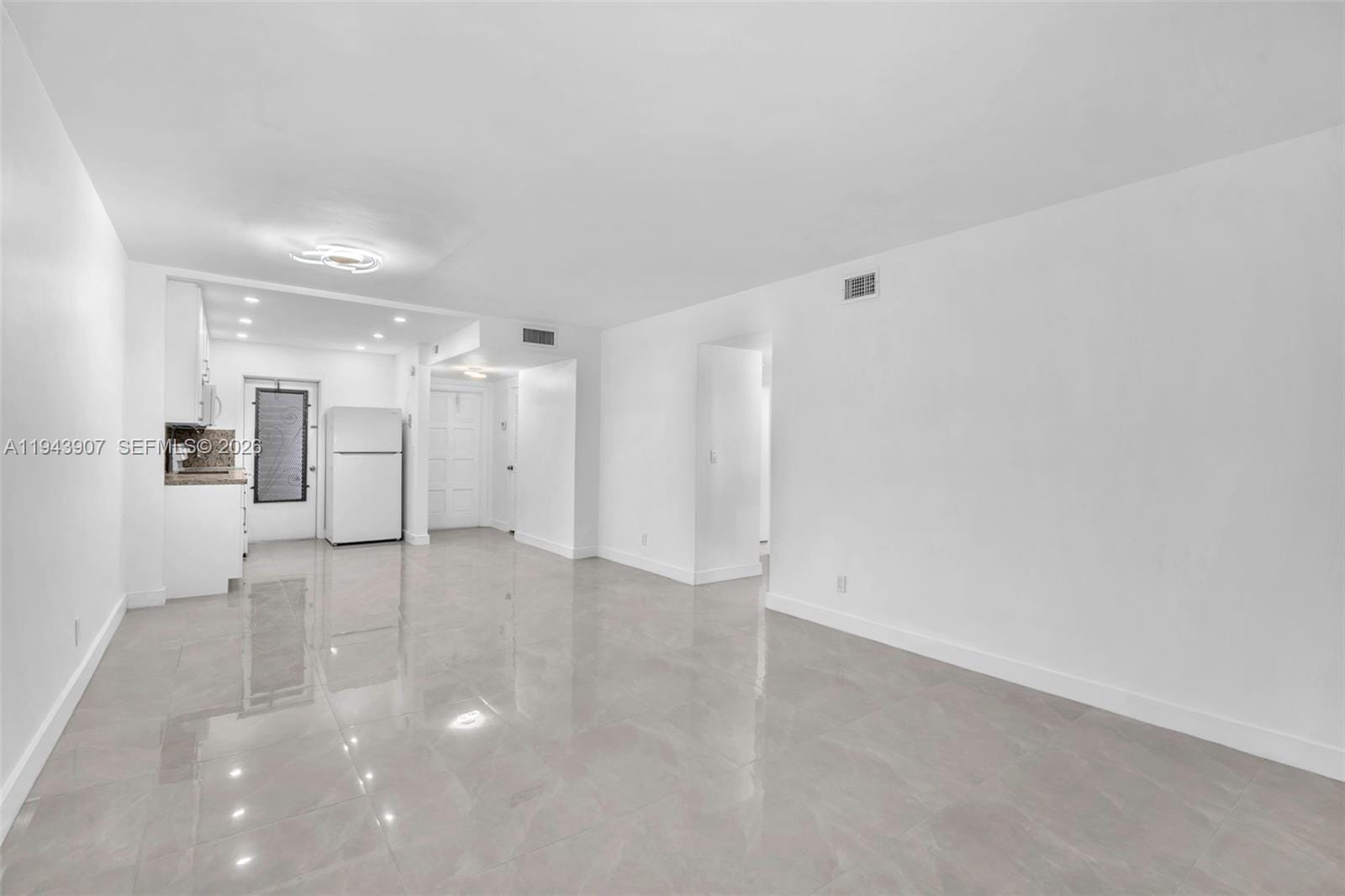 1201 Hillcrest Court 102, Hollywood, FL 33021 photo 25