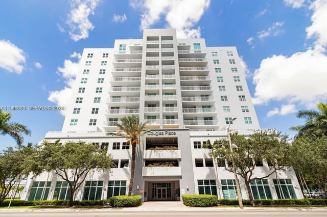 60 NW 37th Avenue 806, Miami, FL 33125