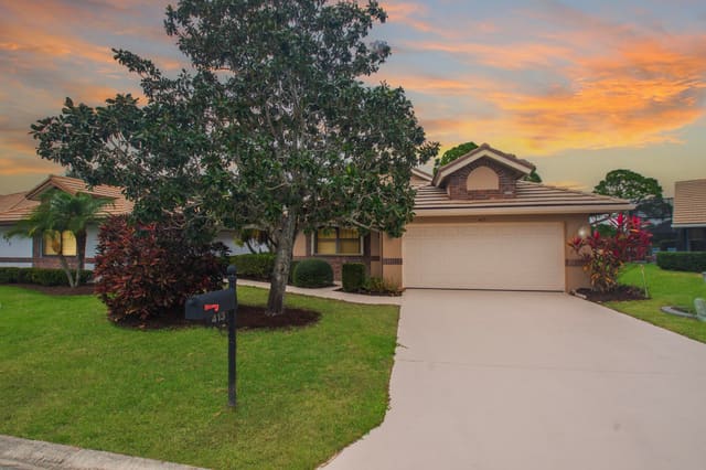 413 SW Jefferson Circle, Port St. Lucie, FL 34986