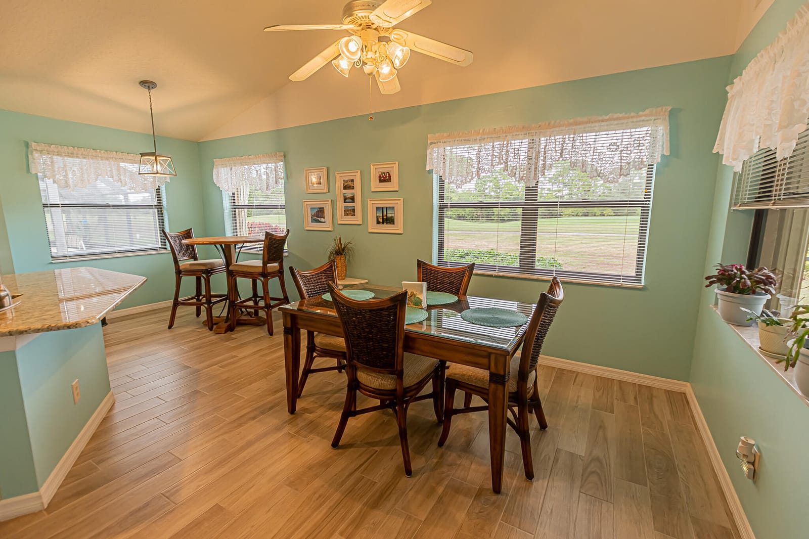 413 SW Jefferson Circle — photo 8
