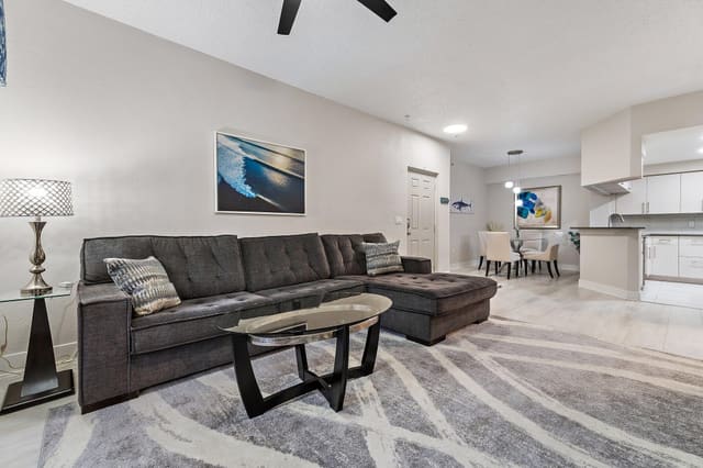 3021 Alcazar Place 103, Palm Beach Gardens, FL 33410