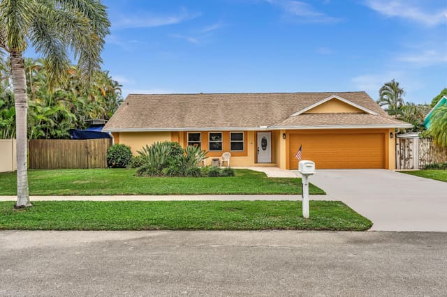 3106 Cormorant Road, Delray Beach, FL 33444
