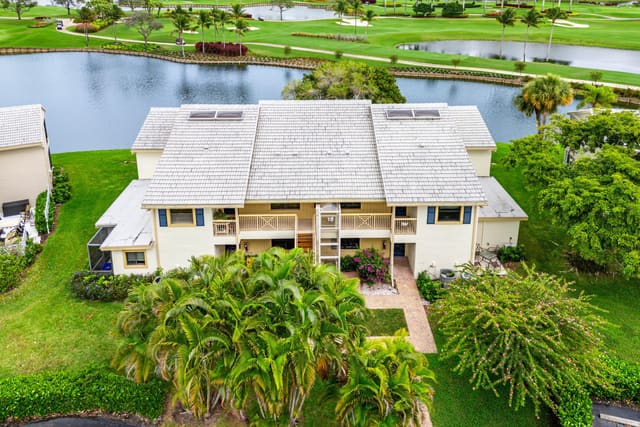 15 Eastgate Drive D, Boynton Beach, FL 33436