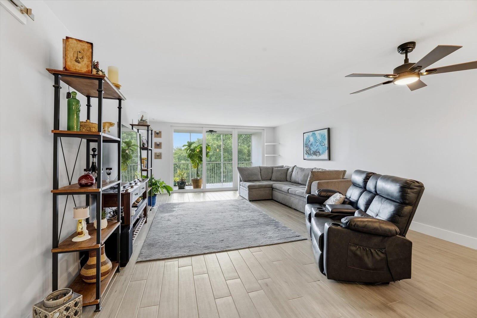 2600 S Course Drive 610 — photo 12