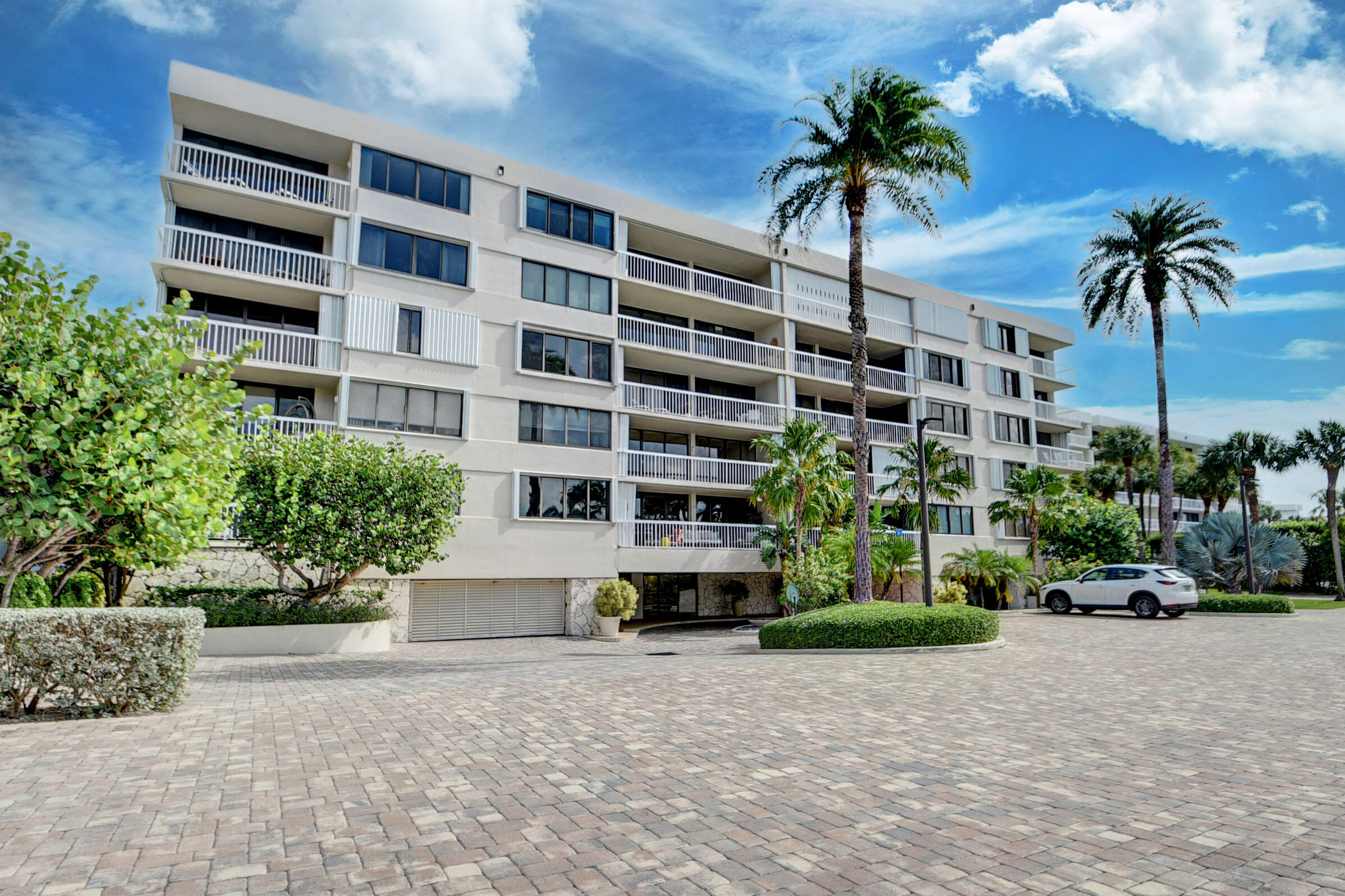 3250 S Ocean Boulevard 207s, Palm Beach, FL 33480, Palm Beach