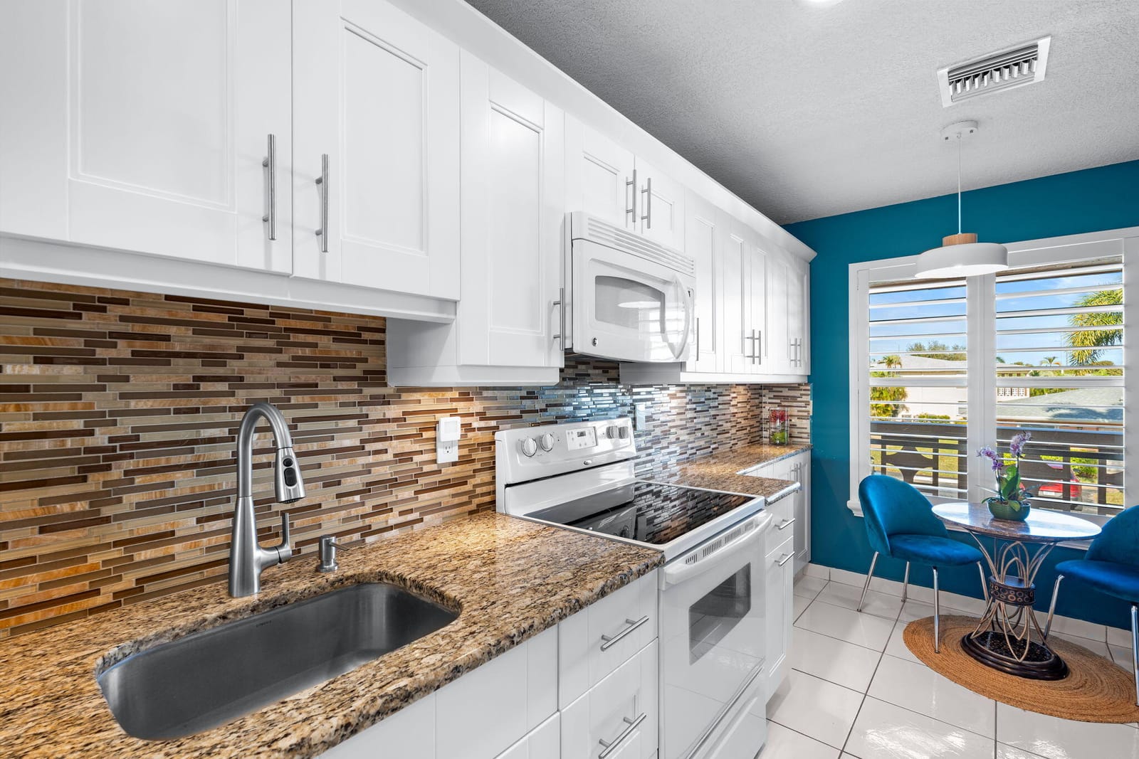 1540 NW 18th Avenue 203 — photo 3