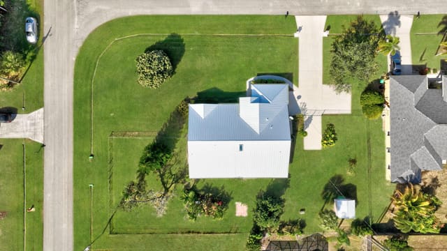 184 SW Uneeda Place, sold in Port Saint Lucie, Port St Lucie, FL