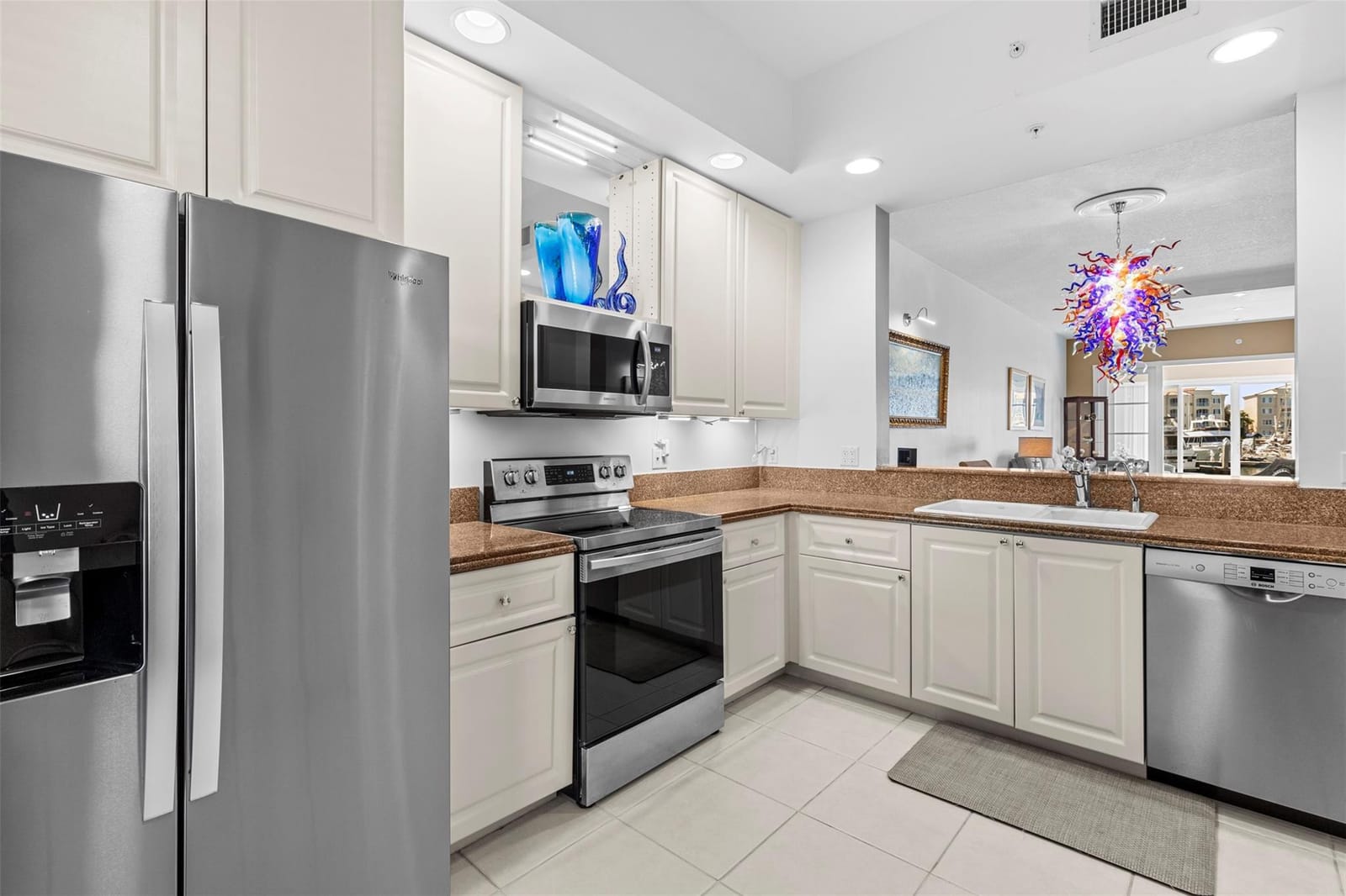 9 Harbour Isle Drive 102 — photo 6