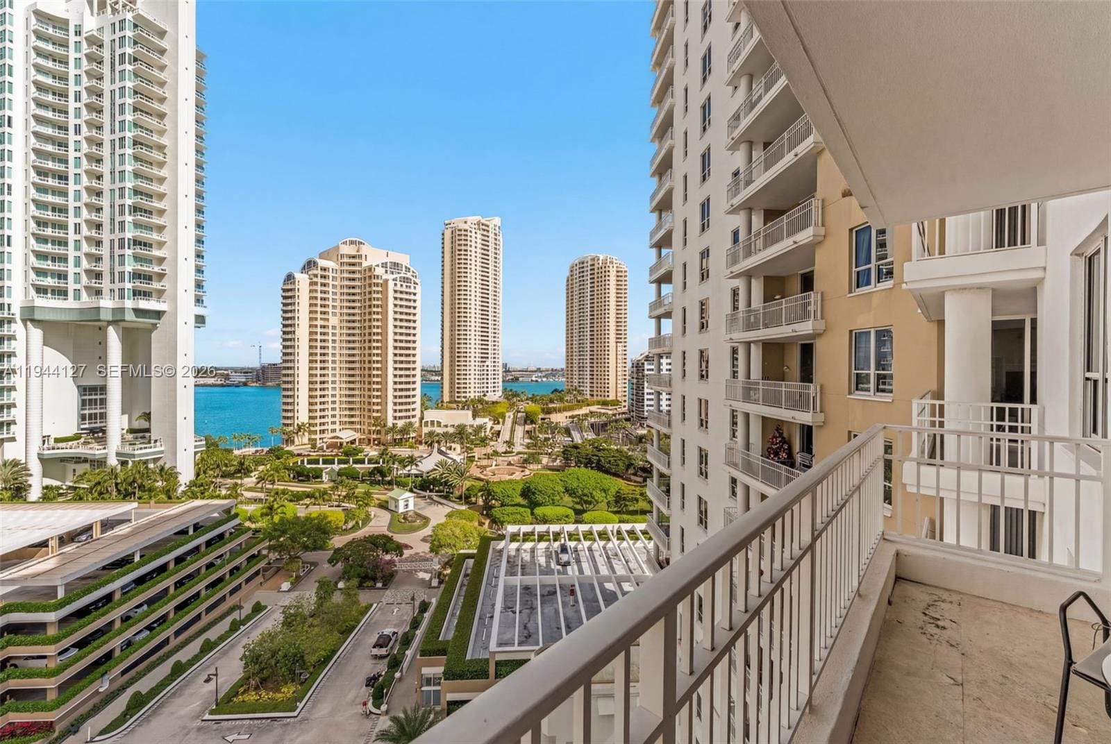 701 Brickell Key Boulevard 1506, Miami, FL 33131 photo 2