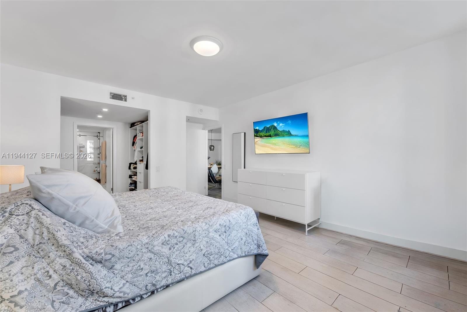 701 Brickell Key Boulevard 1506, Miami, FL 33131 photo 12