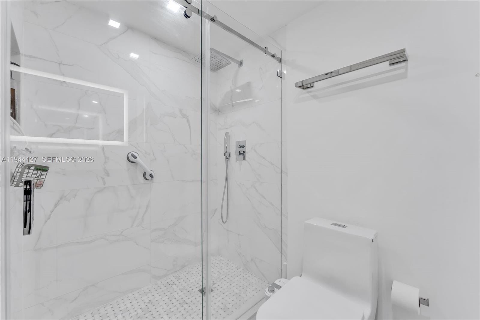 701 Brickell Key Boulevard 1506, Miami, FL 33131 photo 18