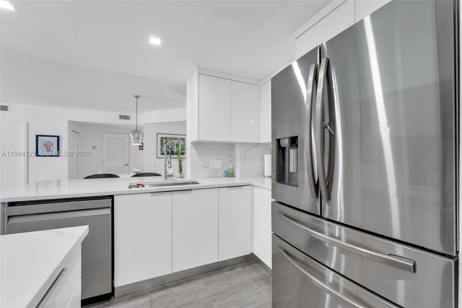 701 Brickell Key Boulevard 1506, Miami, FL 33131 photo 10