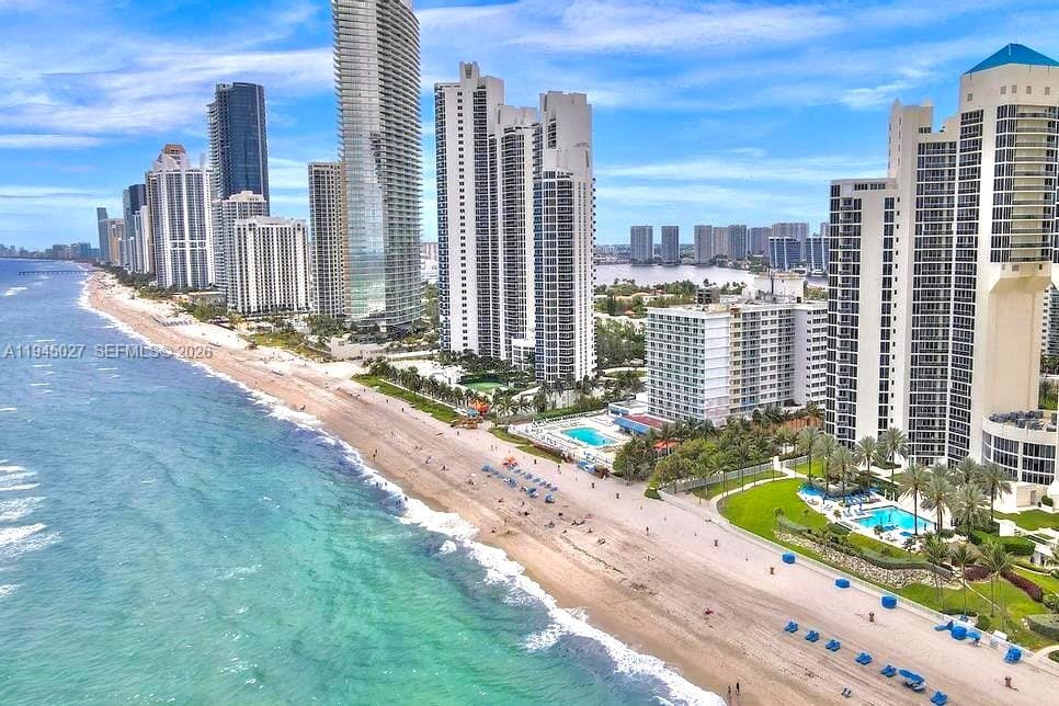 19201 Collins Avenue 420, Sunny Isles Beach, FL 33160 photo 21