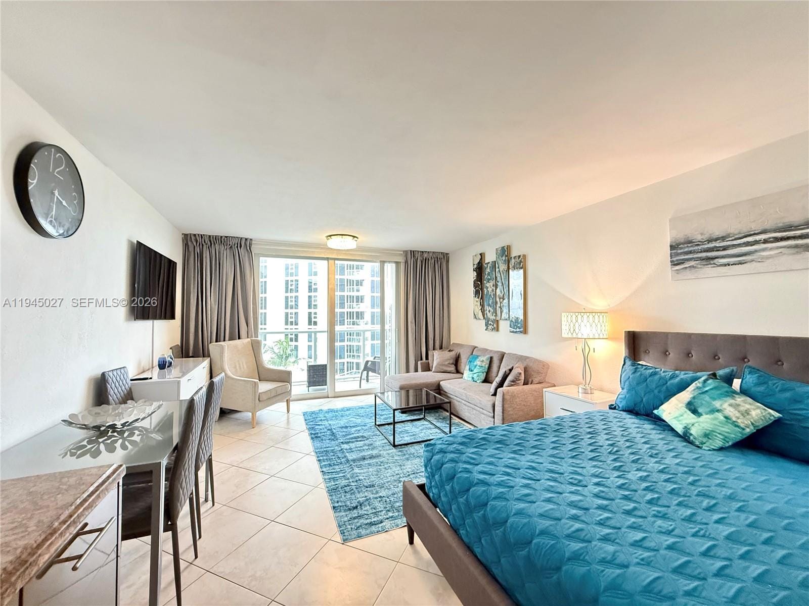 19201 Collins Avenue 420, Sunny Isles Beach, FL 33160 photo 4