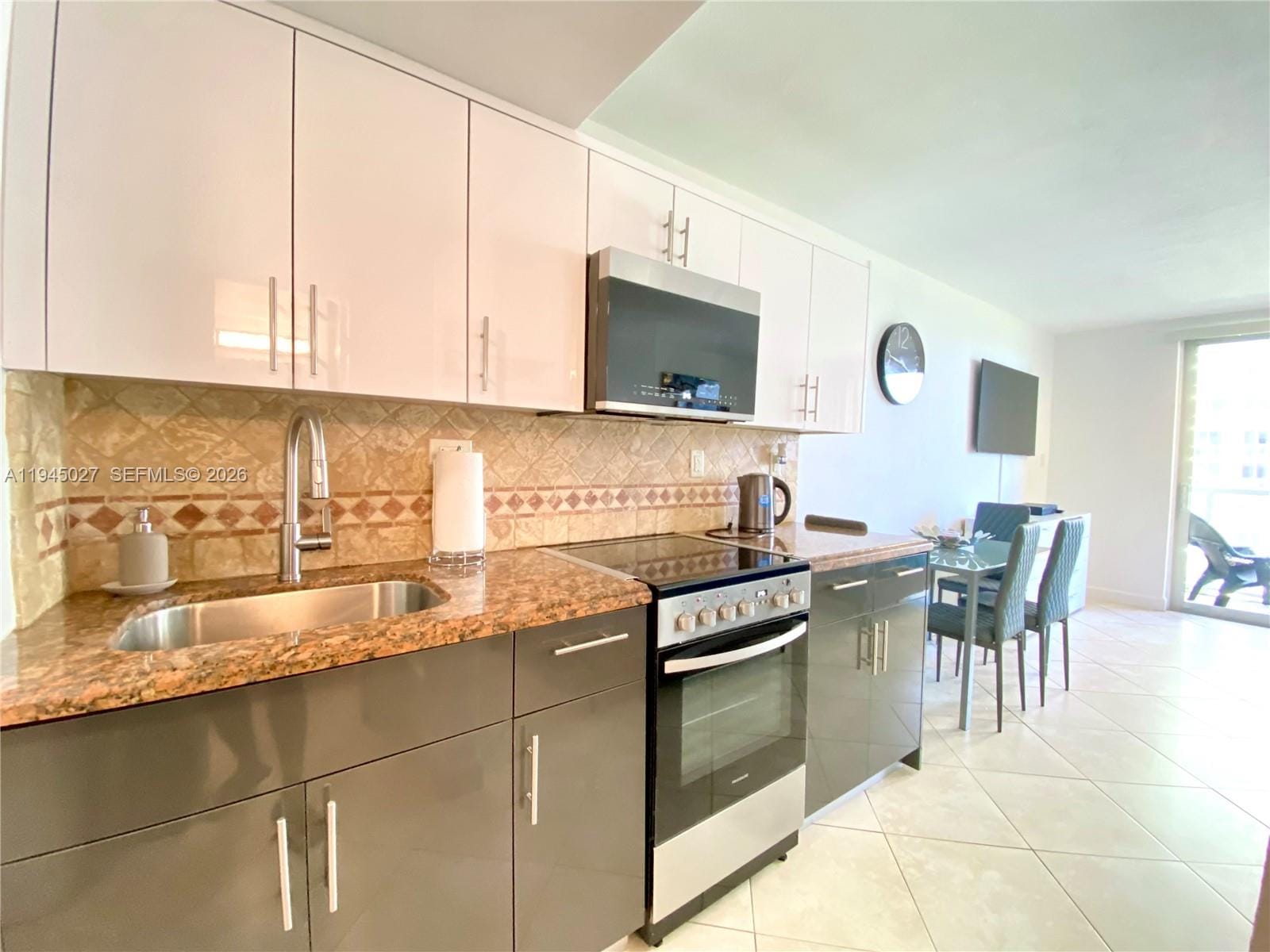 19201 Collins Avenue 420, Sunny Isles Beach, FL 33160 photo 9