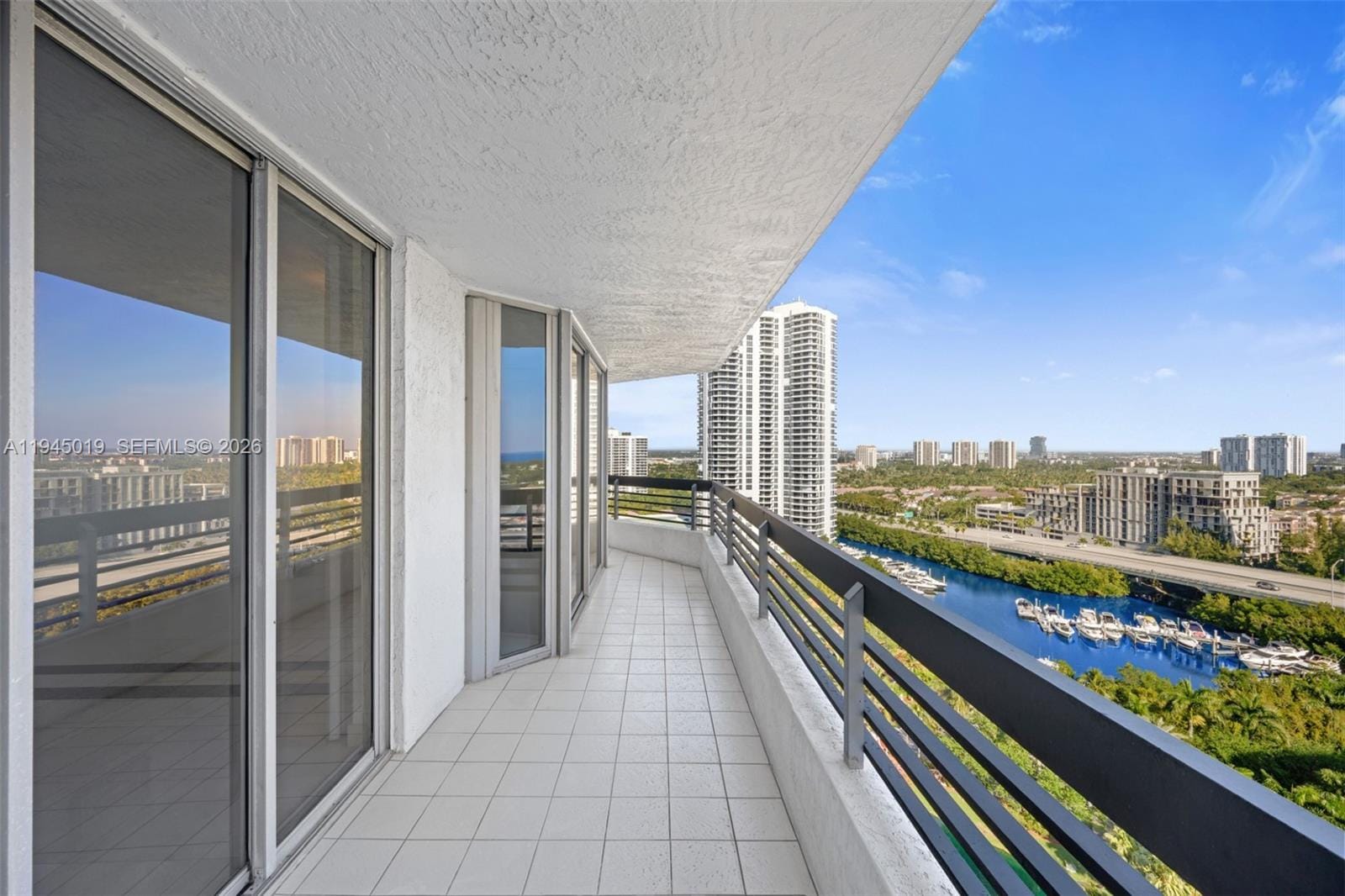 19101 NE 36th Court 2006, Aventura, FL 33180 photo 20