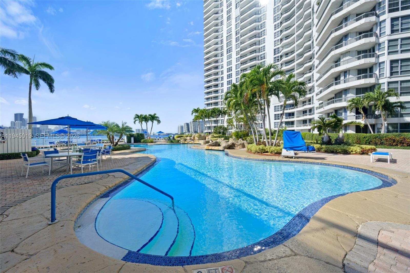 19101 NE 36th Court 2006, Aventura, FL 33180 photo 26