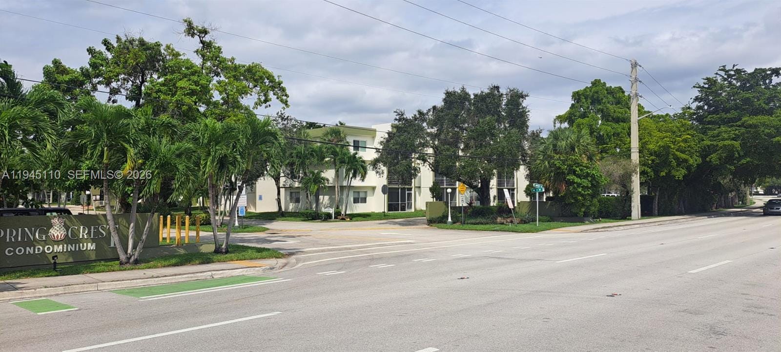 4255 N University Drive 315 — photo 2