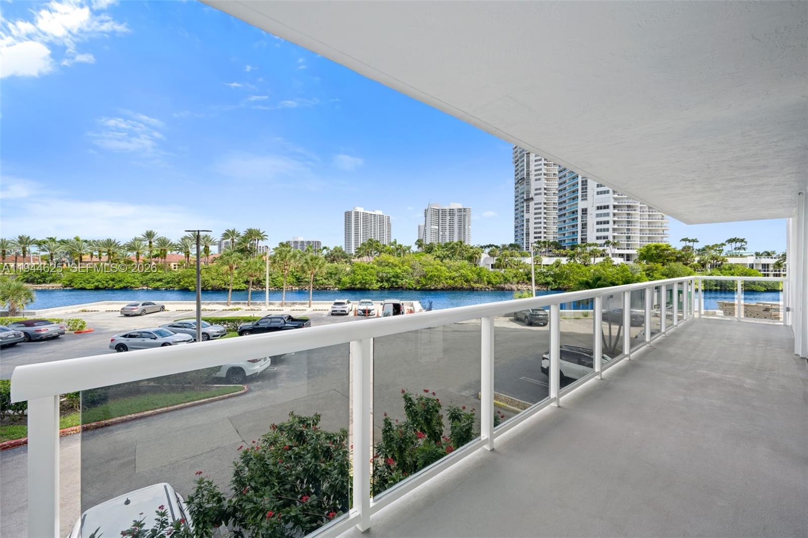 20505 E Country Club Drive 231, Aventura, FL 33180 photo 23