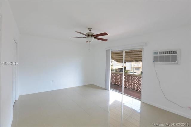 1820 Venice Park Drive 205 — photo 6