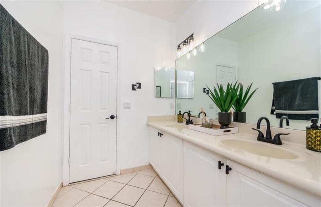 24241 SW 113th Passage — photo 9