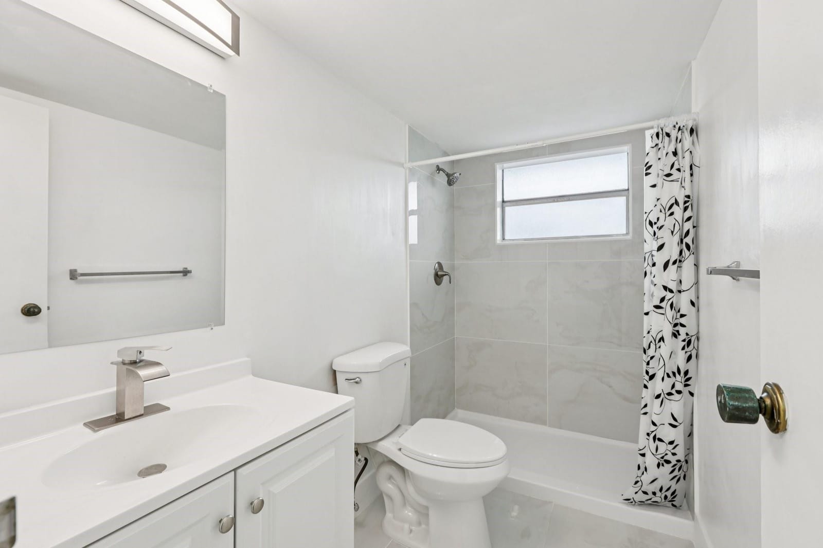 8330 Sands Point Boulevard 304n — photo 6