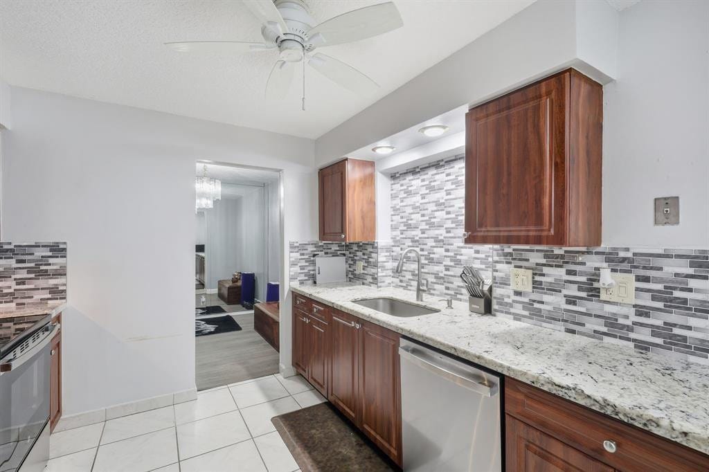 9407 NW 70th Place — photo 11