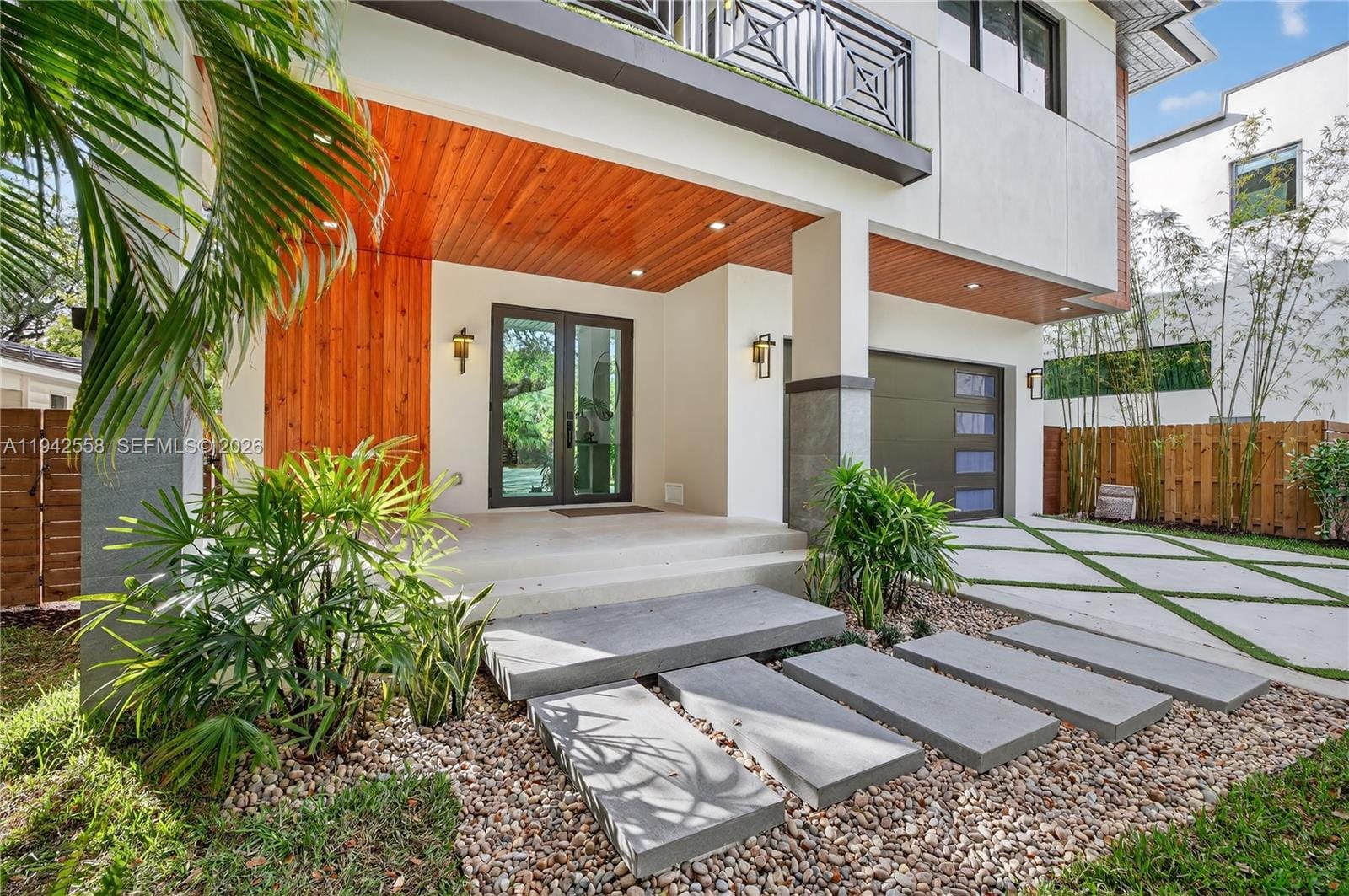 809 SW 12th Avenue, Fort Lauderdale, FL 33312 photo 3