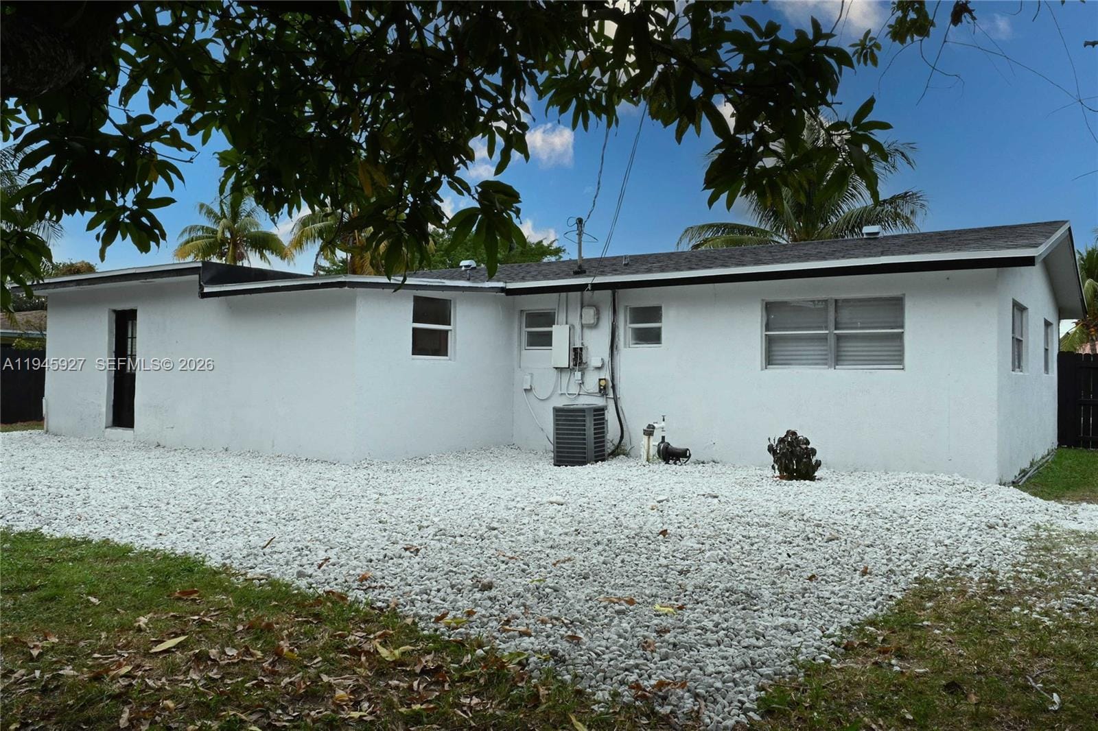 2496 SW 8th Street — photo 11