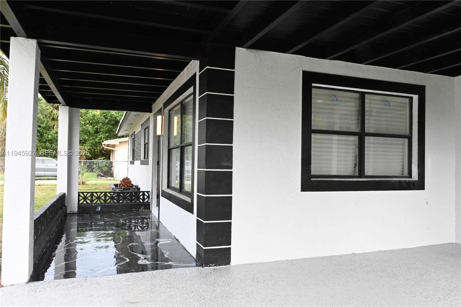2496 SW 8th Street — photo 7