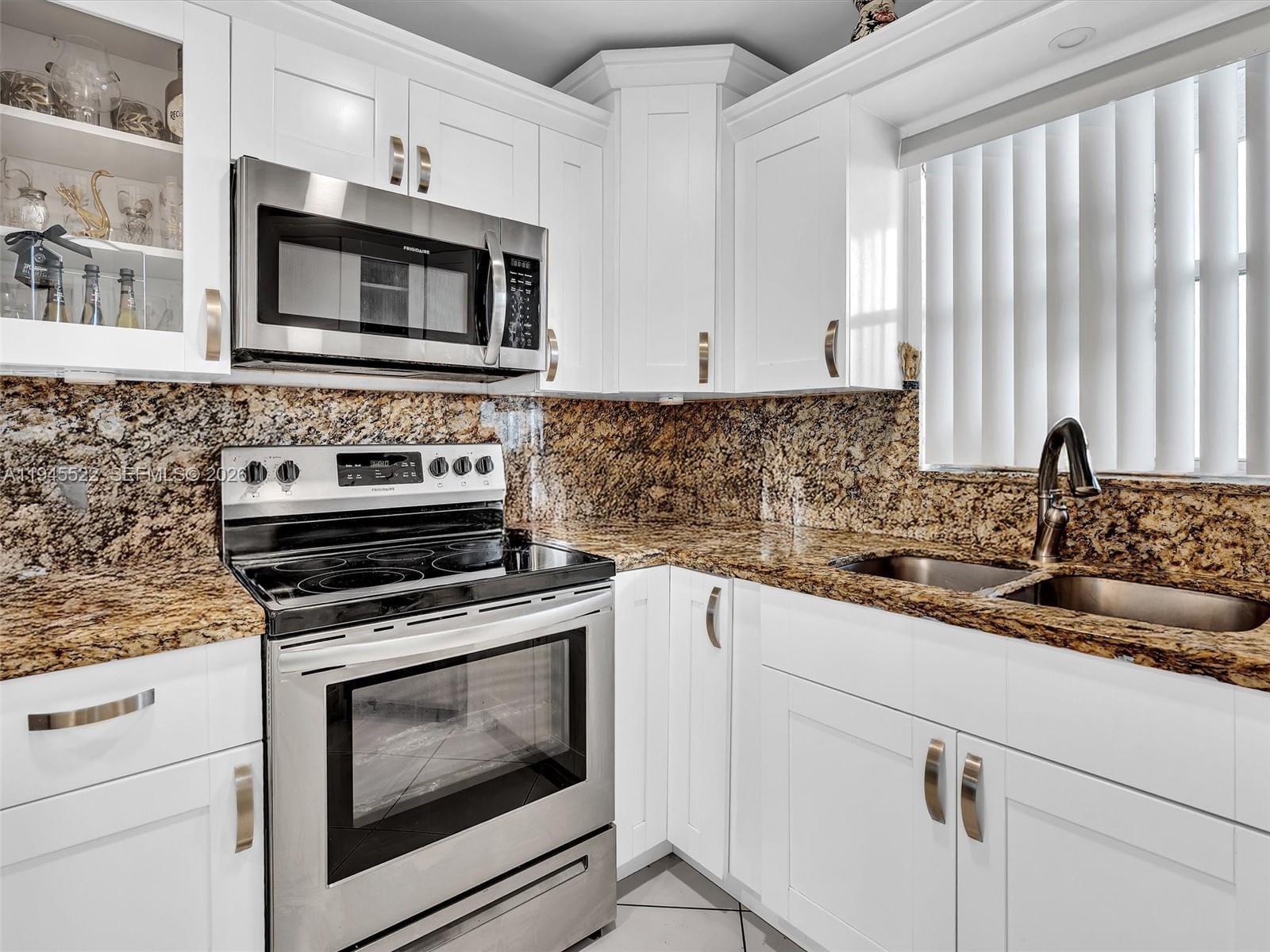 1750 W 46th Street 404, Hialeah, FL 33012 photo 5