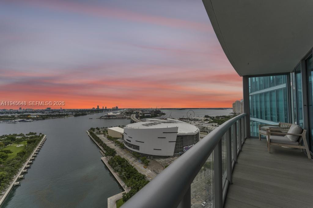 888 Biscayne Boulevard 2409, Miami, FL 33132