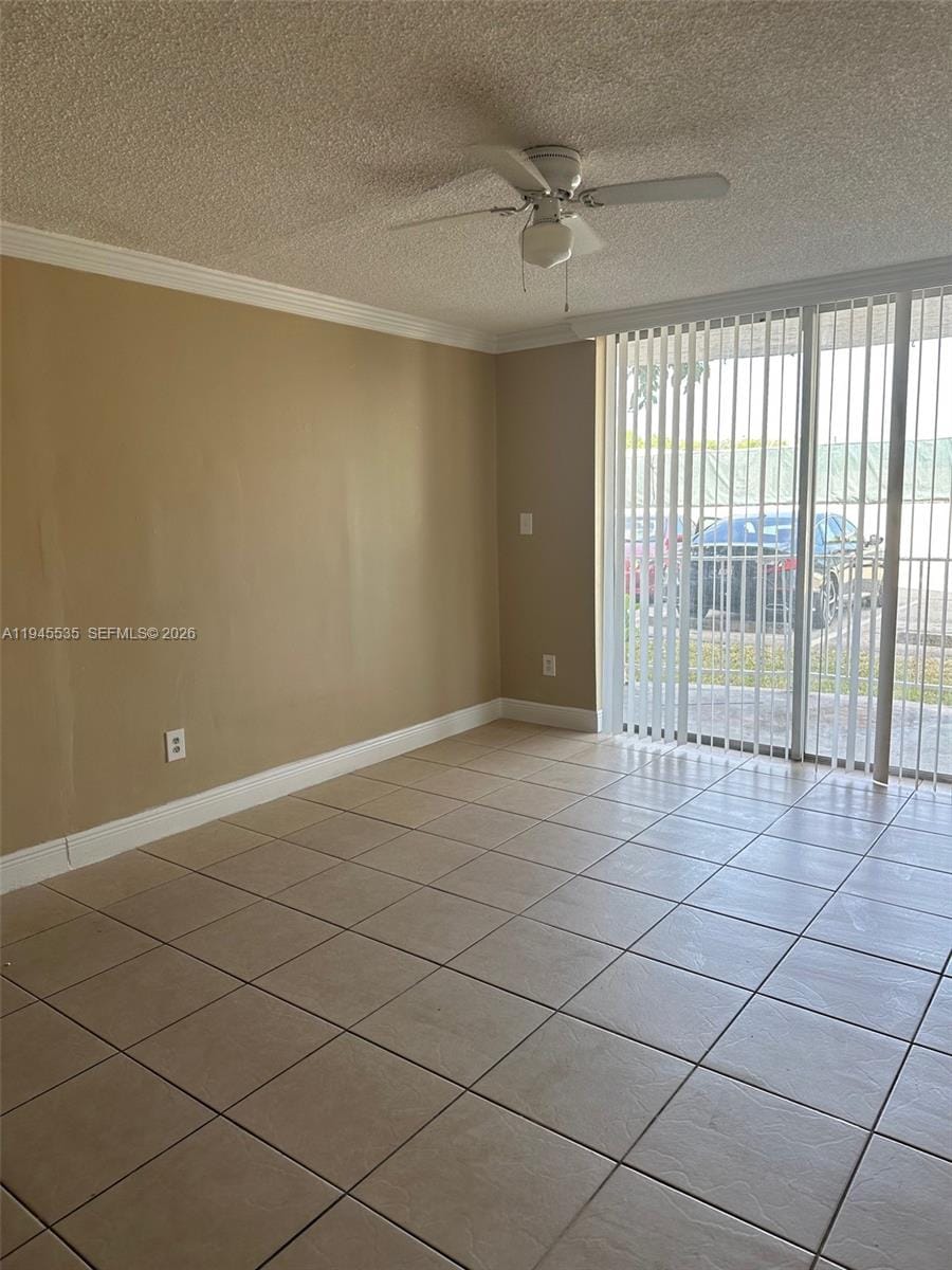 488 NW 165th St Road B-115 — photo 3