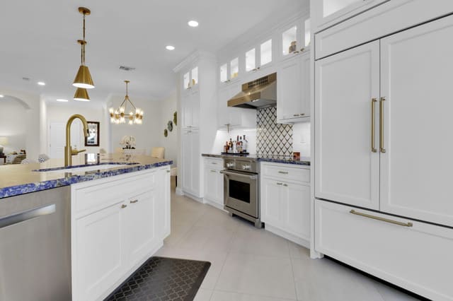 133 Las Brisas Circle, sold in Las Brisas, Fort Lauderdale, FL