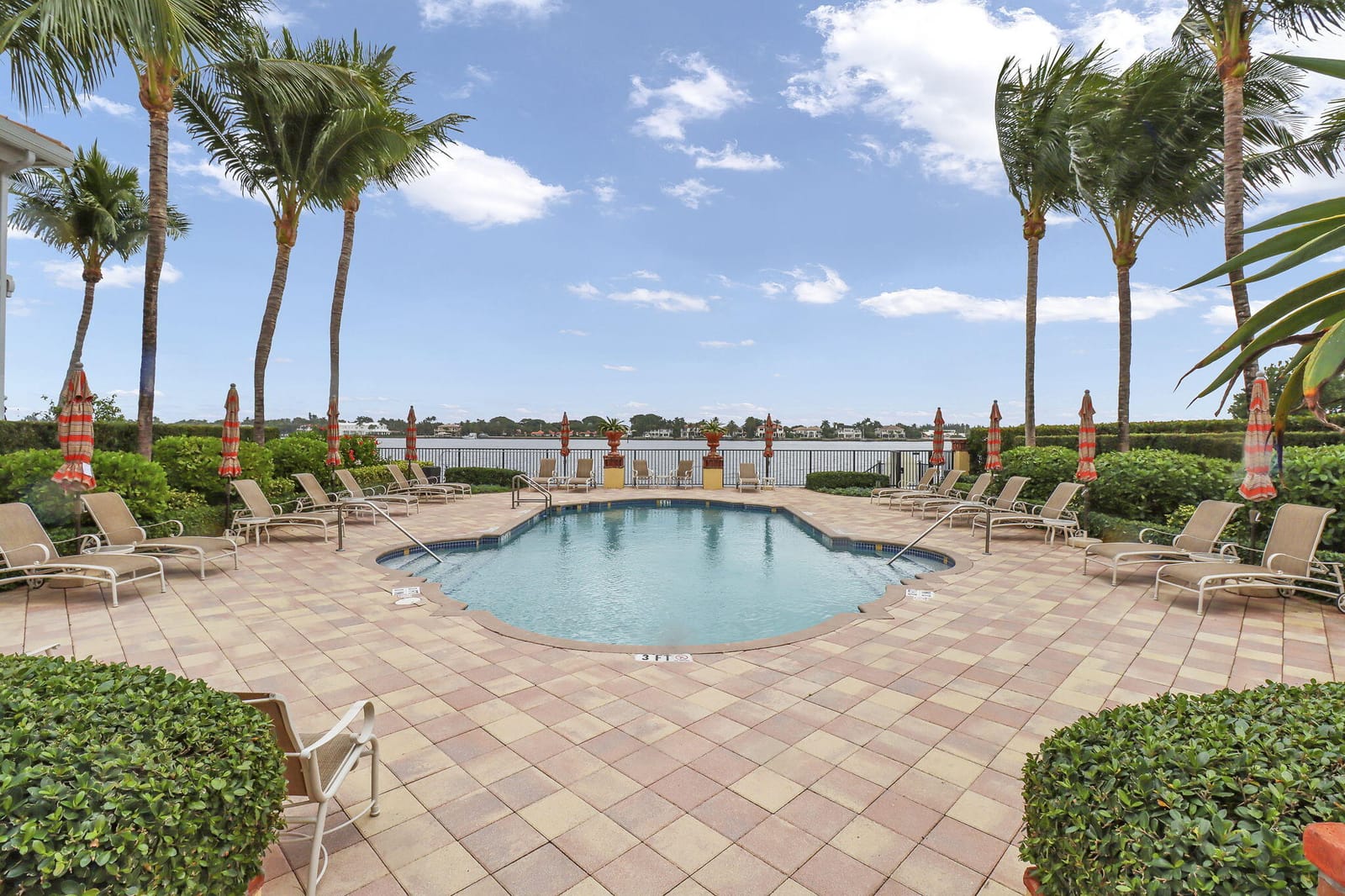 133 Las Brisas Circle, Hypoluxo, FL 33462 photo 22