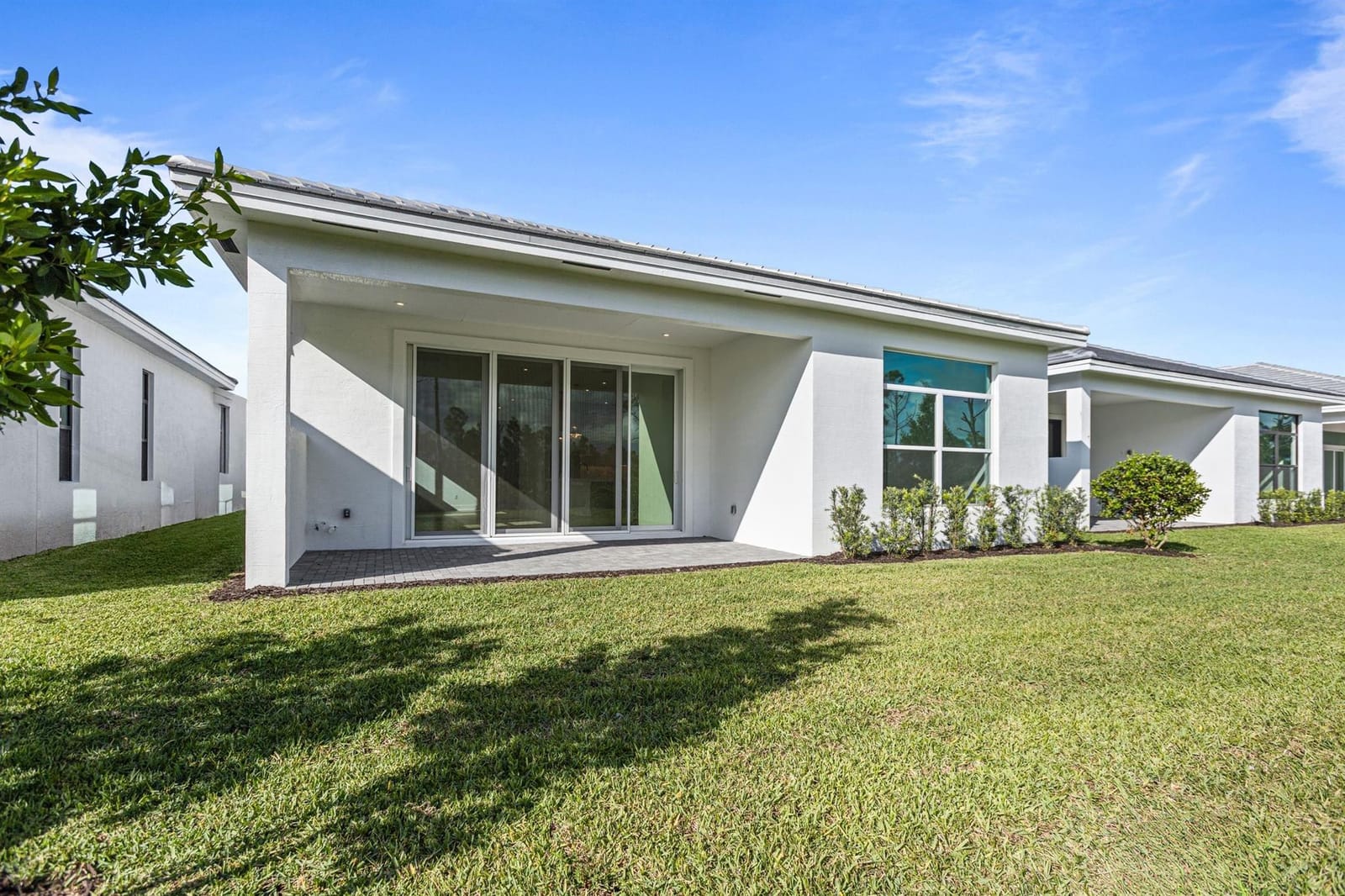 1552 SE Blue Sky Place — photo 4