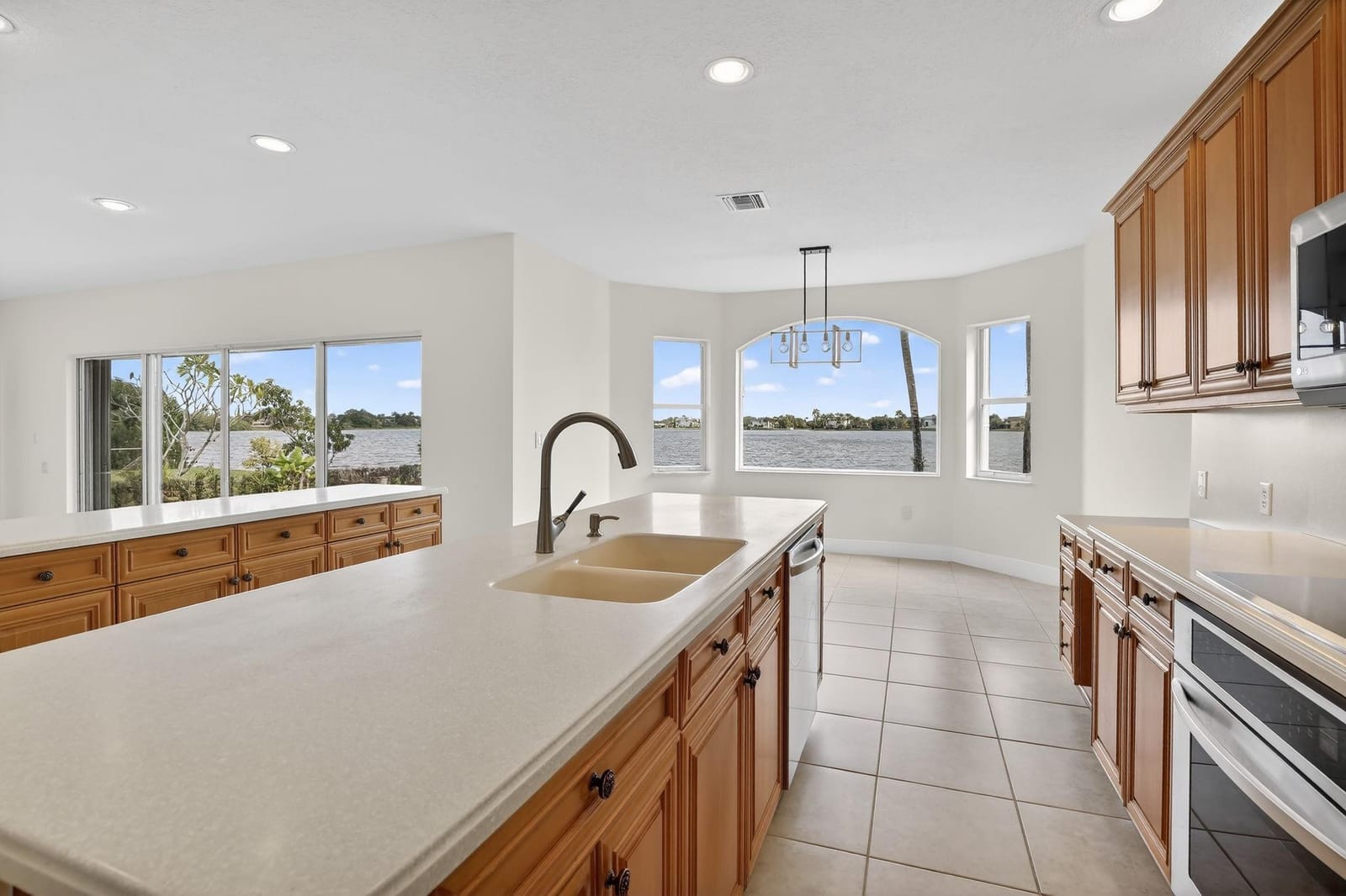 1071 SW 171st Terrace, Pembroke Pines, FL 33027 photo 14