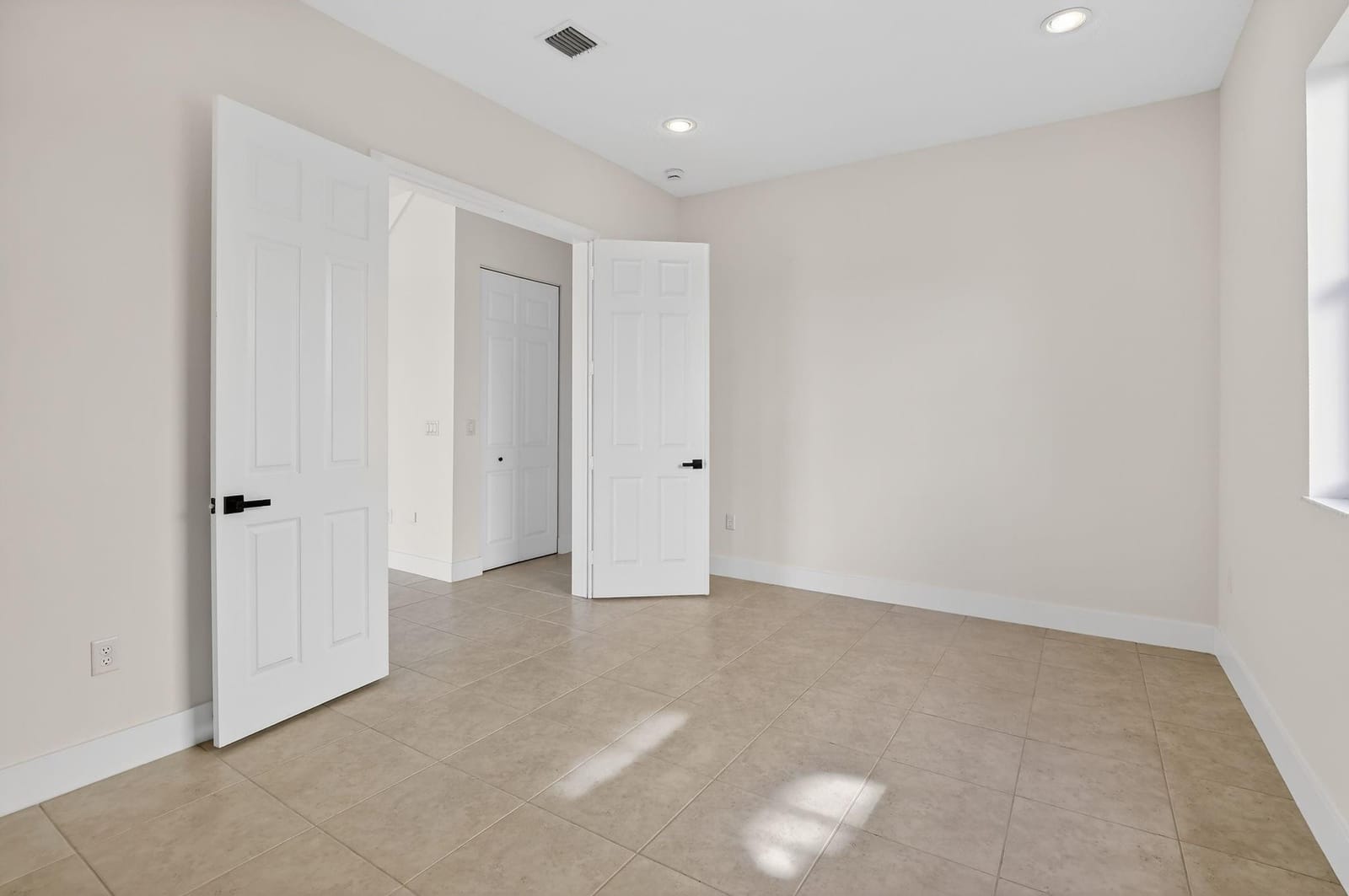 1071 SW 171st Terrace, Pembroke Pines, FL 33027 photo 26