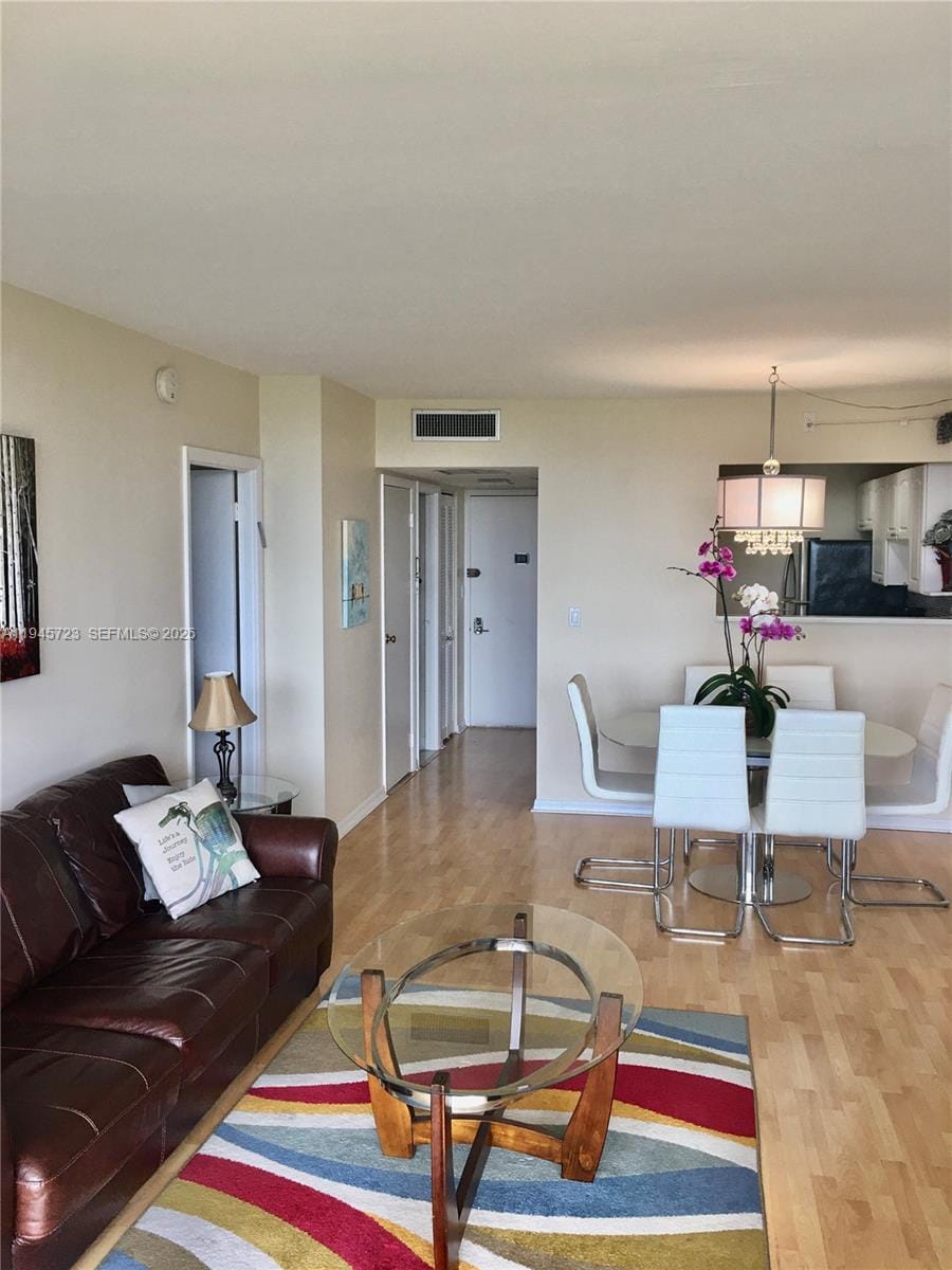 20379 W Country Club Drive 1737 — photo 8
