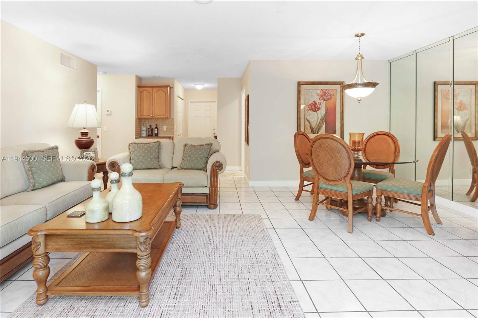 1425 Atlantic Shores Boulevard 110, Hallandale Beach, FL 33009 photo 2