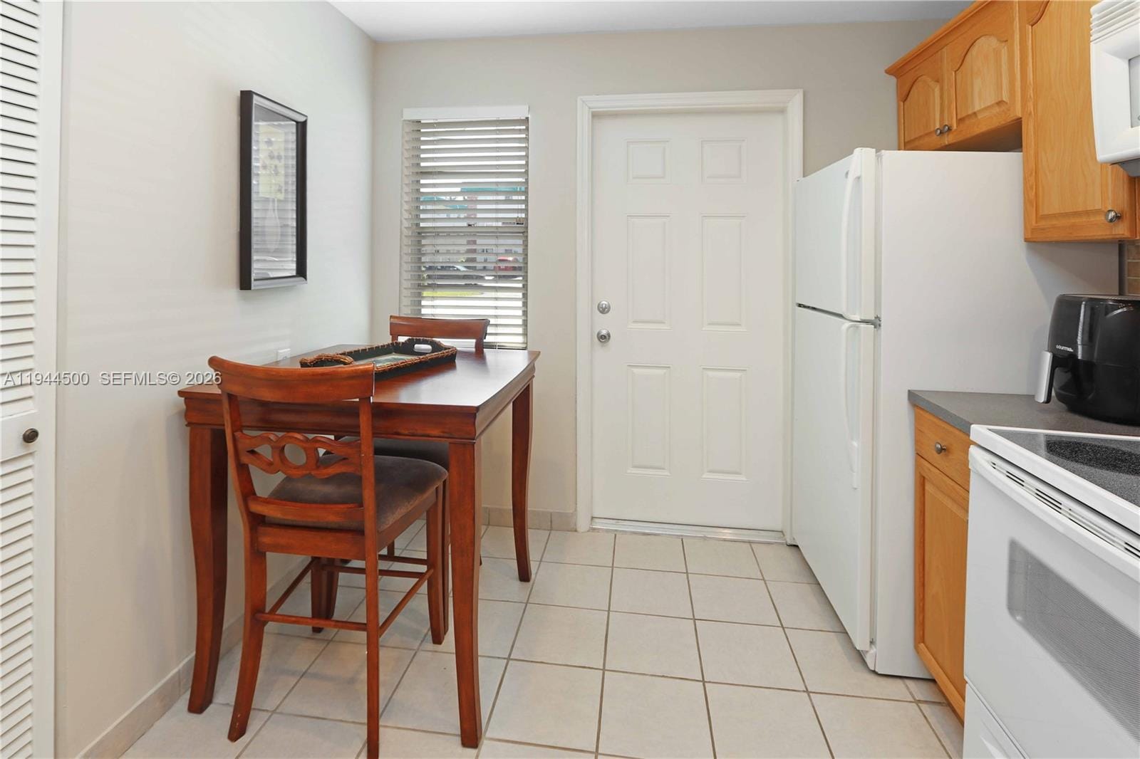 1425 Atlantic Shores Boulevard 110, Hallandale Beach, FL 33009 photo 19