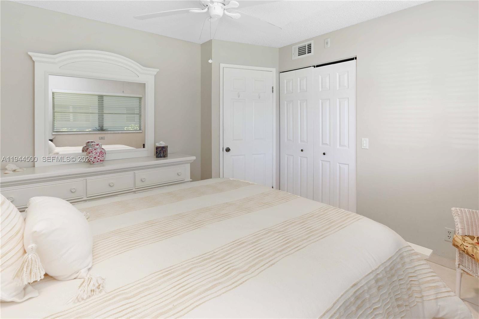 1425 Atlantic Shores Boulevard 110, Hallandale Beach, FL 33009 photo 21
