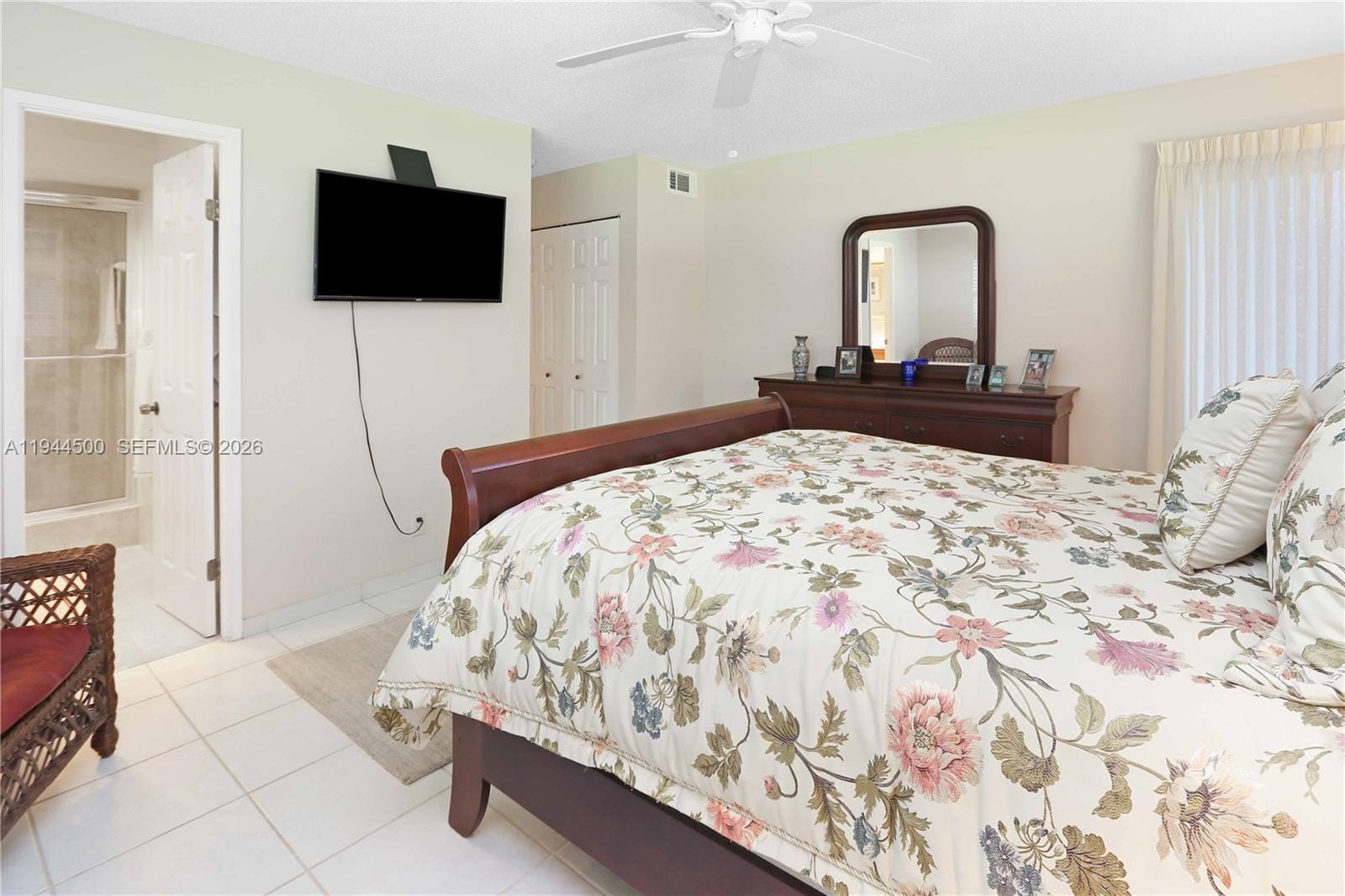 1425 Atlantic Shores Boulevard 110, Hallandale Beach, FL 33009 photo 23