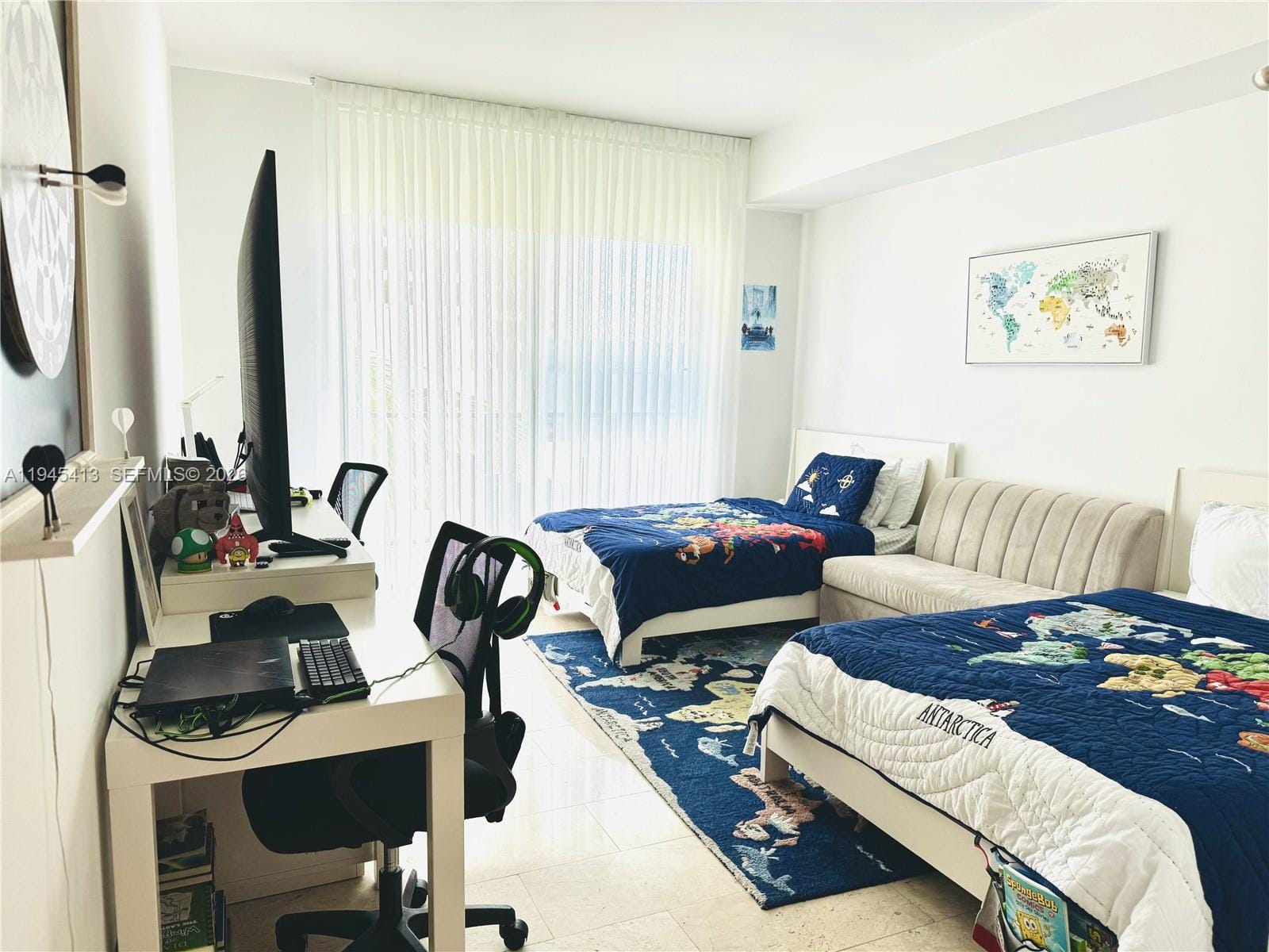 68 SE 6th Street 903, Miami, FL 33131 photo 11