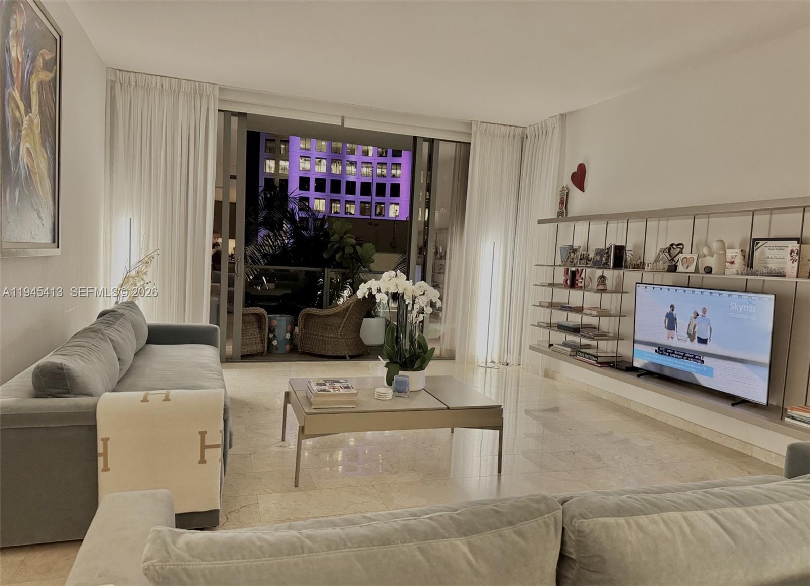 68 SE 6th Street 903, Miami, FL 33131 photo 3