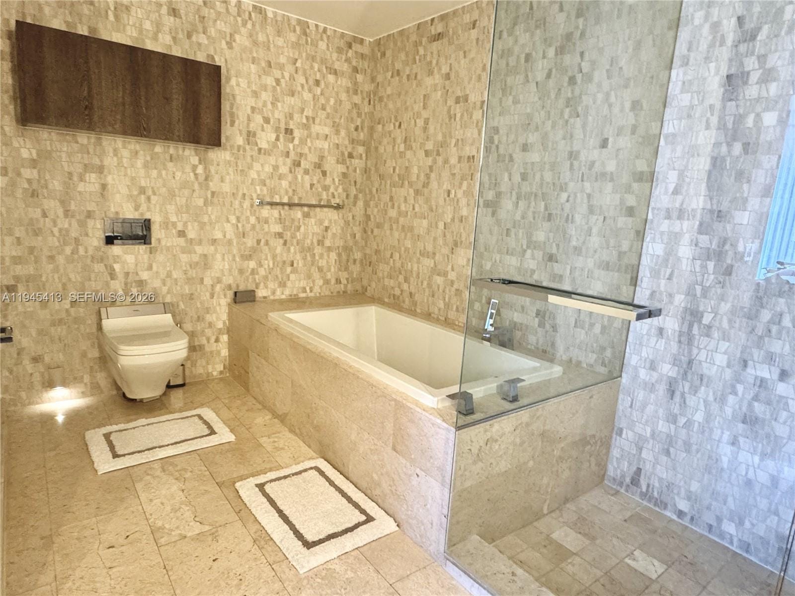 68 SE 6th Street 903, Miami, FL 33131 photo 10